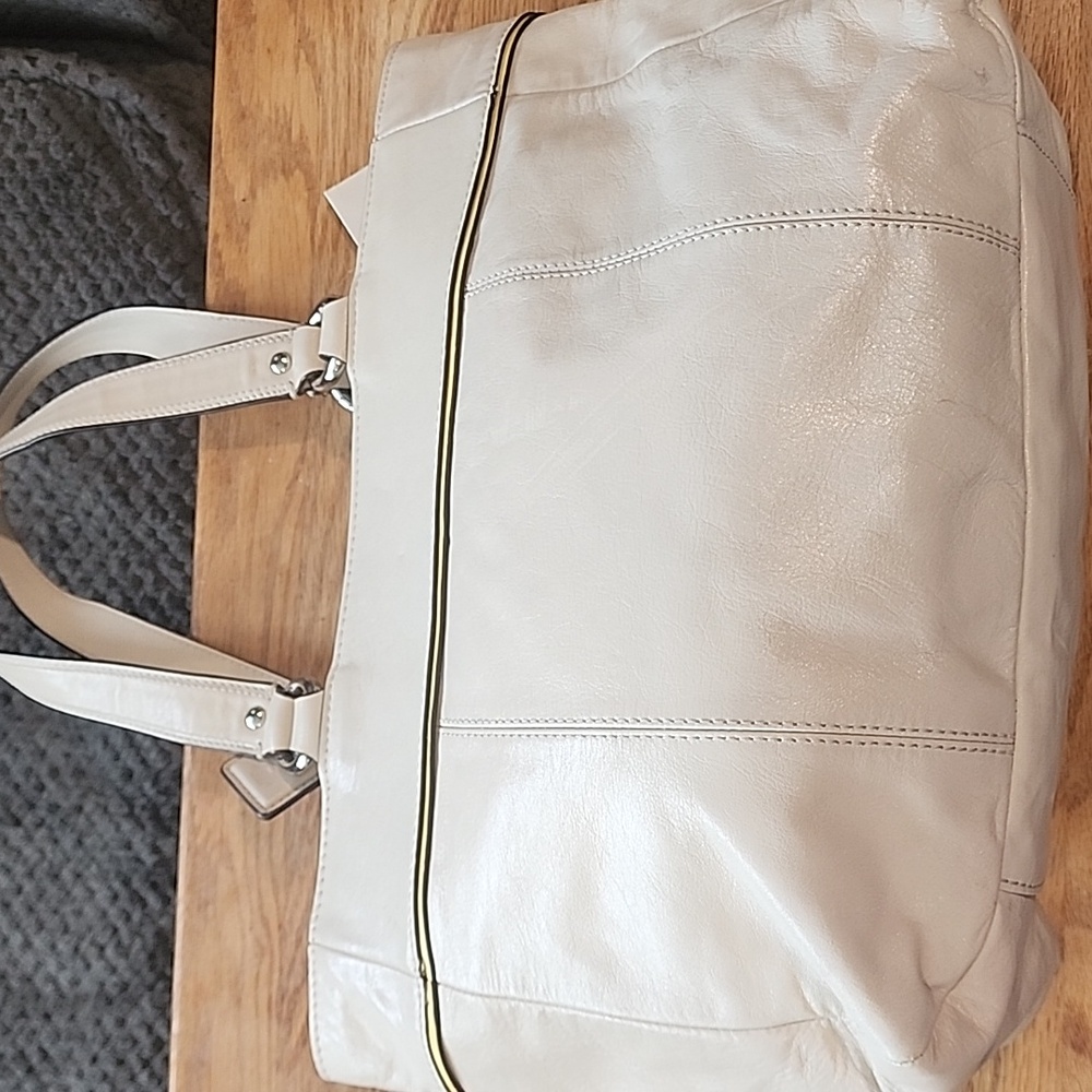 Coach Nwt Zoe East West Cream Studded Tote Bag Coach Parchment Color - Picture 2 of 8